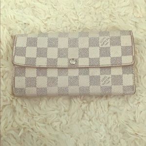 Louis Vuitton Sarah wallet in Damier Aur